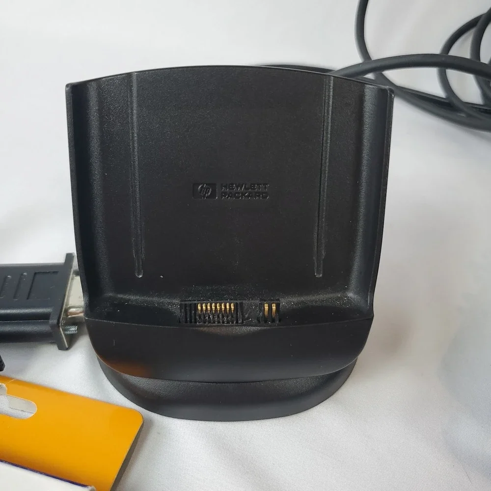 HP Jornada 547 Color Pocket PC 32MB RAM, 16MB ROM. Fast 32-bit processor WORKING
